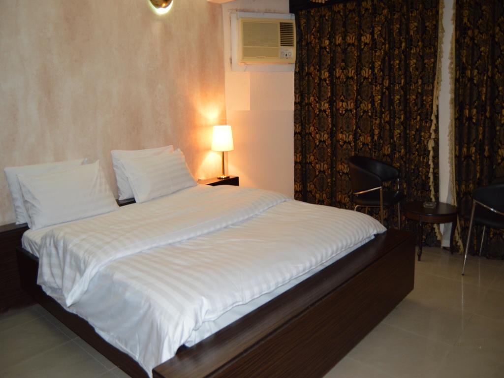 San Rock Hotel Манама Экстерьер фото