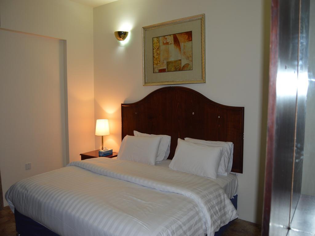 San Rock Hotel Манама Экстерьер фото