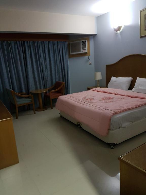 San Rock Hotel Манама Экстерьер фото