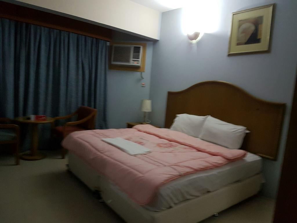 San Rock Hotel Манама Экстерьер фото