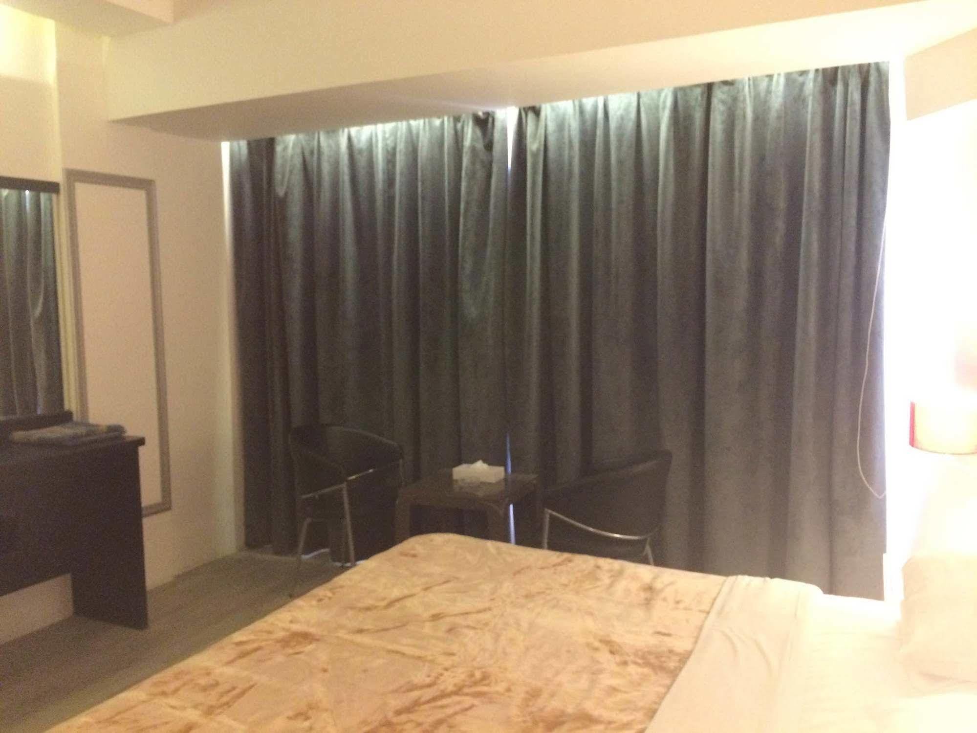 San Rock Hotel Манама Экстерьер фото