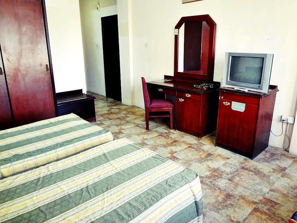 San Rock Hotel Манама Экстерьер фото