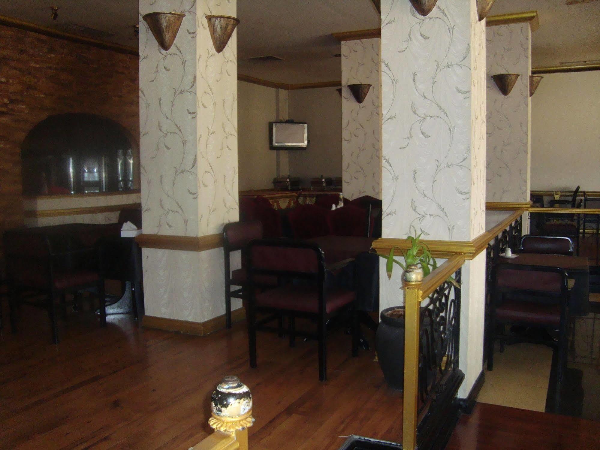 San Rock Hotel Манама Экстерьер фото